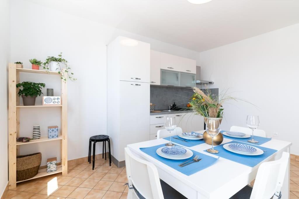 Cozy Apartment "Iskra" - 3 Bedrooms Zadar Bagian luar foto
